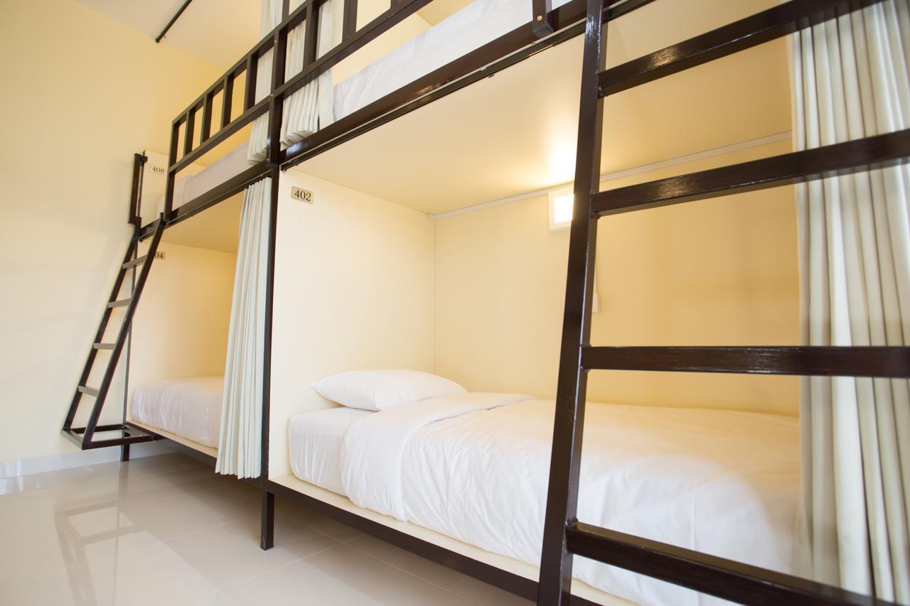 V Canggu Dormitory Exterior foto